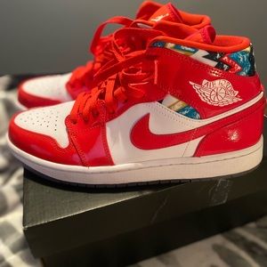 Men’s size 9 Air Jordan 1 Mid SE, CHILE RED/WHITE-POLLEN-ARMORY NAVY